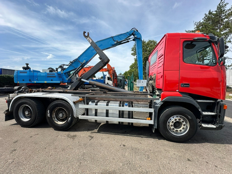 Volvo FH 400 6X4 HOOKLIFT AJK NHS 20Tn - 5430mm - STEEL SPRING / HUB REDUCTION - EURO 5 - WB 3m70 - I SHIFT - BE TRUCK - Haakarmsysteem vrachtwagen: afbeelding 4 Volvo FH 400 6X4 HOOKLIFT AJK NHS 20Tn - 5430mm - STEEL SPRING / HUB REDUCTION - EURO 5 - WB 3m70 - I SHIFT - BE TRUCK - Haakarmsysteem vrachtwagen: afbeelding 4