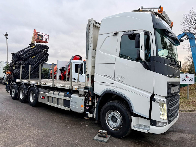 Volvo FH 420 8x4 TRIDEM + (31m!) CRANE HIAB 858 E-7 + JIB X-5 + WINCH - 114.000km - BE TRUCK - Kraanwagen: afbeelding 4 Volvo FH 420 8x4 TRIDEM + (31m!) CRANE HIAB 858 E-7 + JIB X-5 + WINCH - 114.000km - BE TRUCK - Kraanwagen: afbeelding 4