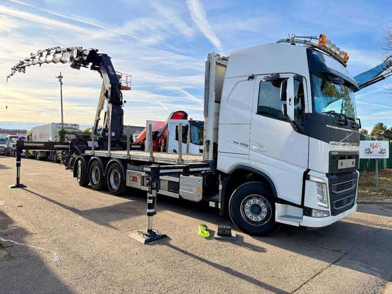 Volvo FH 420 8x4 TRIDEM + (31m!) CRANE HIAB 858 E-7 + JIB X-5 + WINCH - 114.000km - BE TRUCK - Kraanwagen: afbeelding 1 Volvo FH 420 8x4 TRIDEM + (31m!) CRANE HIAB 858 E-7 + JIB X-5 + WINCH - 114.000km - BE TRUCK - Kraanwagen: afbeelding 1