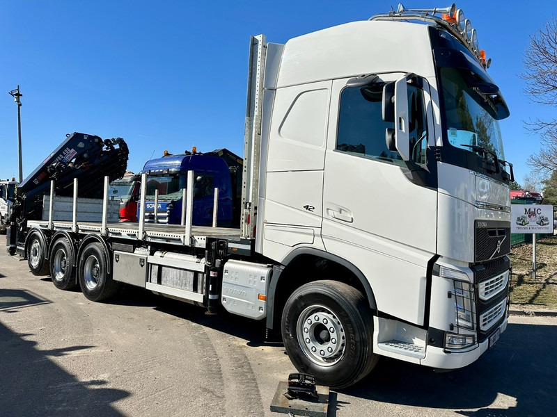 Volvo FH 420 8x4 TRIDEM + KRAAN HIAB 408 E-8 HIPRO + WINCH - 63.000km ONLY - CREWCAB 4 SEATER - PLATFORM 7m - TOP CONDITION - Vrachtwagen met open laadbak, Kraanwagen: afbeelding 1 Volvo FH 420 8x4 TRIDEM + KRAAN HIAB 408 E-8 HIPRO + WINCH - 63.000km ONLY - CREWCAB 4 SEATER - PLATFORM 7m - TOP CONDITION - Vrachtwagen met open laadbak, Kraanwagen: afbeelding 1