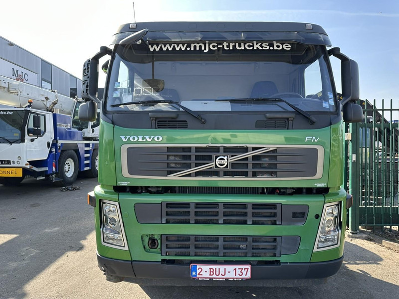 Volvo FM 340 8x2 CHASSIS (7m35) - LIFT+STEERING AXLE - MANUAL GEARBOX - EURO 3 - TÜV 05/2025 - BE TRUCK - Chassis vrachtwagen: afbeelding 3 Volvo FM 340 8x2 CHASSIS (7m35) - LIFT+STEERING AXLE - MANUAL GEARBOX - EURO 3 - TÜV 05/2025 - BE TRUCK - Chassis vrachtwagen: afbeelding 3
