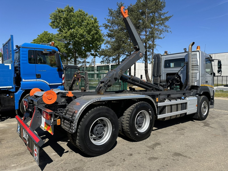 Volvo FM 420 6x4 AJK HOOKLIFT / HAAK 20T - 5760mm - WB 3m90 - *266.000km* - HUB REDUCTION / STEEL SUSPENSION - EURO 6 - BE TRUCK - Haakarmsysteem vrachtwagen: afbeelding 5 Volvo FM 420 6x4 AJK HOOKLIFT / HAAK 20T - 5760mm - WB 3m90 - *266.000km* - HUB REDUCTION / STEEL SUSPENSION - EURO 6 - BE TRUCK - Haakarmsysteem vrachtwagen: afbeelding 5