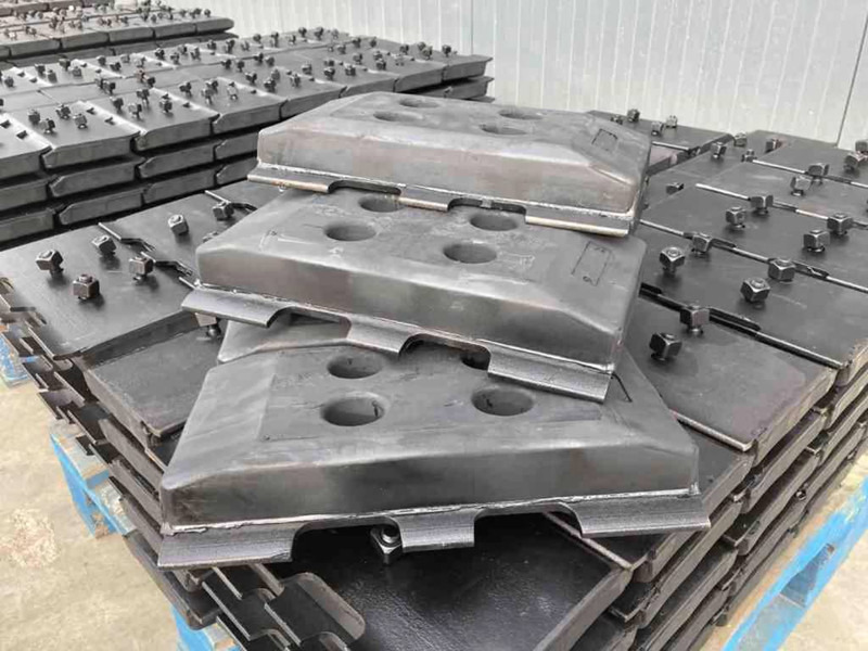 ABG Rubber Asphalt Pads - Frame/ Chassis voor Bouwmachine: afbeelding 1 ABG Rubber Asphalt Pads - Frame/ Chassis voor Bouwmachine: afbeelding 1