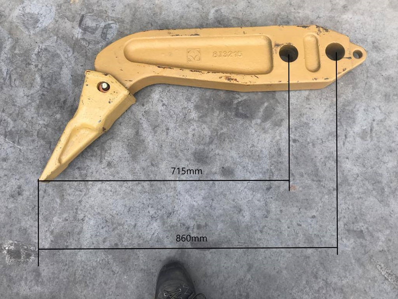Komatsu D65 Shank - Aanbouwdeel voor Bouwmachine: afbeelding 4 Komatsu D65 Shank - Aanbouwdeel voor Bouwmachine: afbeelding 4