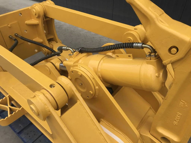 Komatsu D71 - Aanbouwdeel voor Bouwmachine: afbeelding 4 Komatsu D71 - Aanbouwdeel voor Bouwmachine: afbeelding 4
