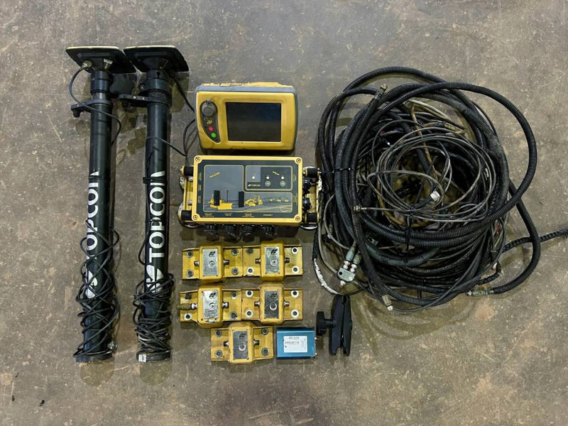 Topcon GPS - Aanbouwdeel voor Bouwmachine: afbeelding 1 Topcon GPS - Aanbouwdeel voor Bouwmachine: afbeelding 1