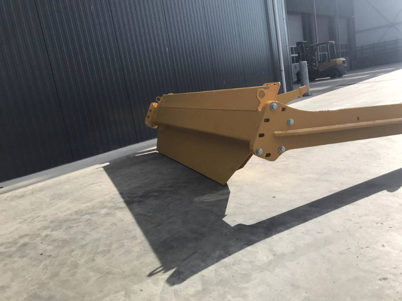 BELL B30E - Laadklep voor Bouwmachine: afbeelding 4 BELL B30E - Laadklep voor Bouwmachine: afbeelding 4