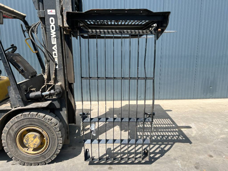 Cat 313E / 320F / 323E / 325F / 329E / 330F / 336E / 3 - Cabine en interieur voor Bouwmachine: afbeelding 3 Cat 313E / 320F / 323E / 325F / 329E / 330F / 336E / 3 - Cabine en interieur voor Bouwmachine: afbeelding 3