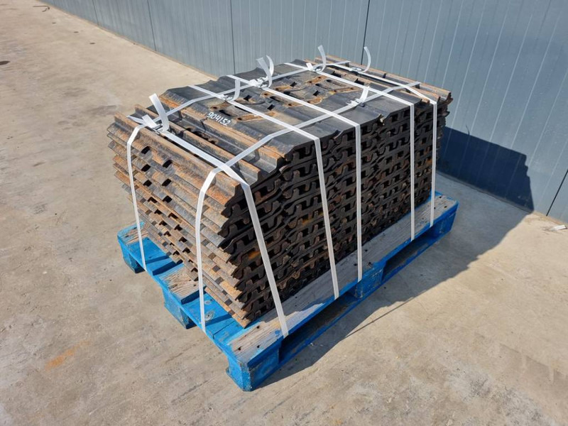Cat 320D / 323D 3 Grouser 600mm - Frame/ Chassis voor Bouwmachine: afbeelding 1 Cat 320D / 323D 3 Grouser 600mm - Frame/ Chassis voor Bouwmachine: afbeelding 1