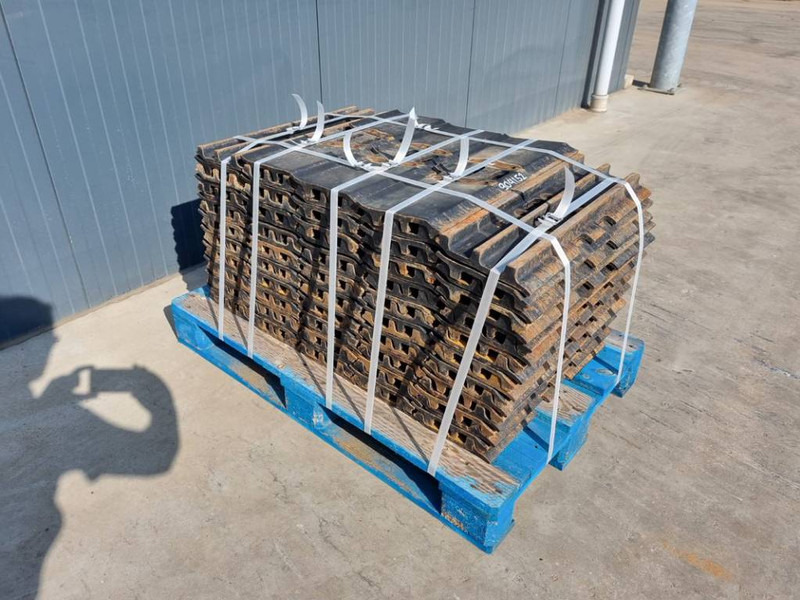 Cat 320D / 323D 3 Grouser 600mm - Frame/ Chassis voor Bouwmachine: afbeelding 3 Cat 320D / 323D 3 Grouser 600mm - Frame/ Chassis voor Bouwmachine: afbeelding 3