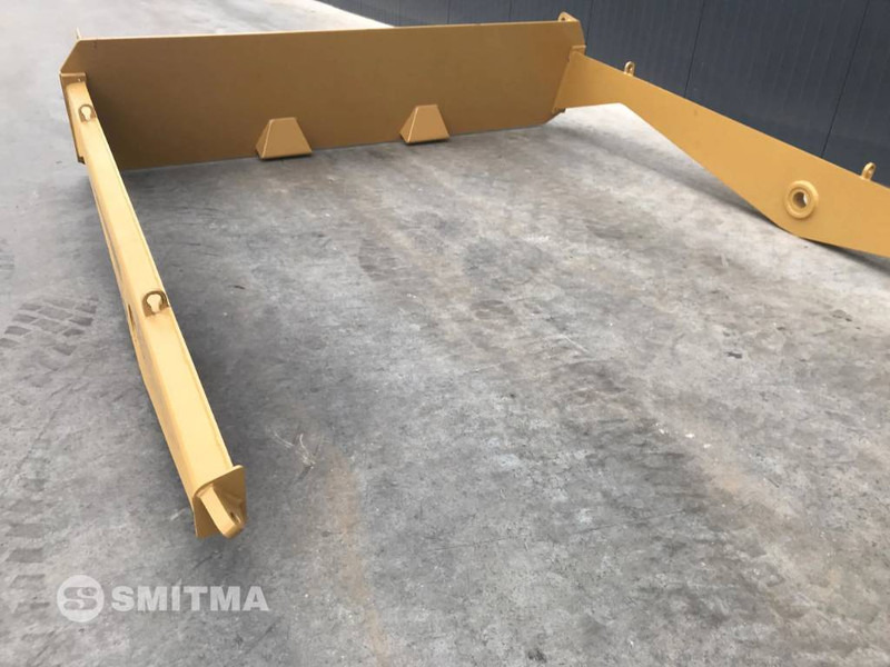 Cat 725C - Laadklep voor Bouwmachine: afbeelding 3 Cat 725C - Laadklep voor Bouwmachine: afbeelding 3