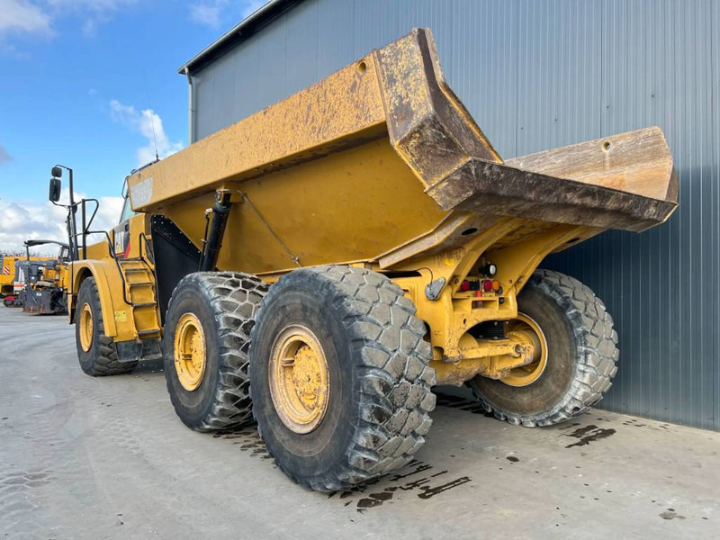 Cat 735B - Kiepwagen met knikbesturing: afbeelding 2 Cat 735B - Kiepwagen met knikbesturing: afbeelding 2