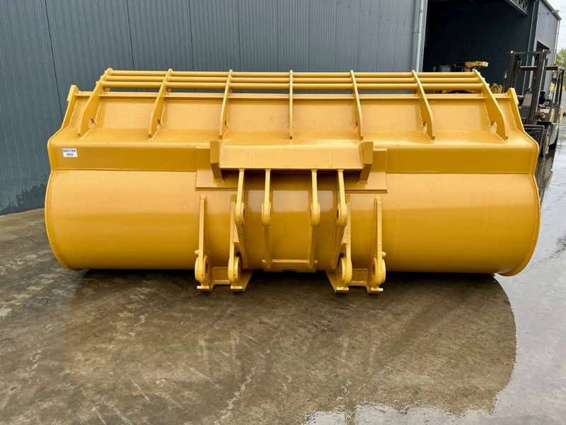Cat 980 incl. cutting edge + side protectors - Bak voor Bouwmachine: afbeelding 3 Cat 980 incl. cutting edge + side protectors - Bak voor Bouwmachine: afbeelding 3