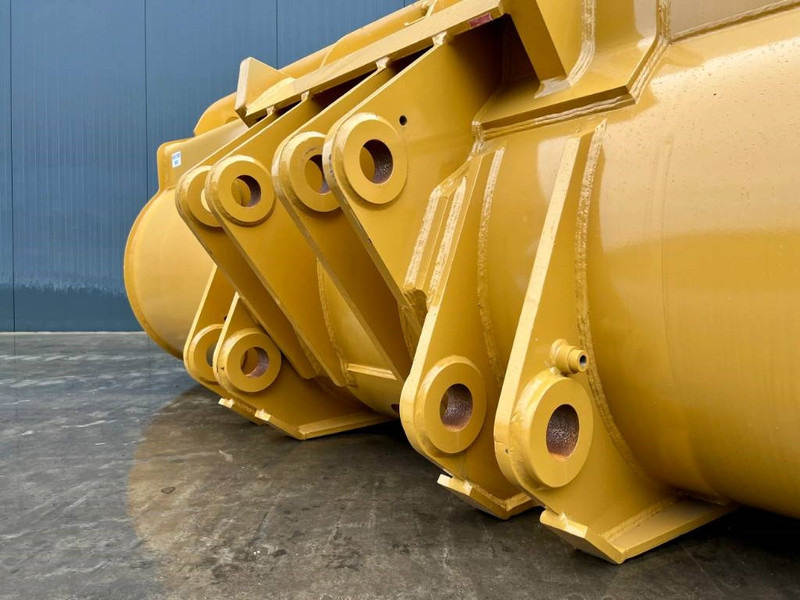 Cat 980H incl. cutting edge + side protectors - Bak voor Bouwmachine: afbeelding 4 Cat 980H incl. cutting edge + side protectors - Bak voor Bouwmachine: afbeelding 4