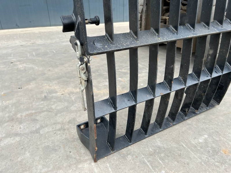 Cat M313D / M315D / M316D / M318D / M322D / M325D - Cabine en interieur voor Bouwmachine: afbeelding 4 Cat M313D / M315D / M316D / M318D / M322D / M325D - Cabine en interieur voor Bouwmachine: afbeelding 4