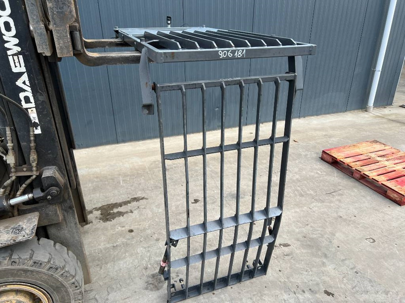 Doosan DX180 / DX225 - Cabine en interieur voor Bouwmachine: afbeelding 2 Doosan DX180 / DX225 - Cabine en interieur voor Bouwmachine: afbeelding 2