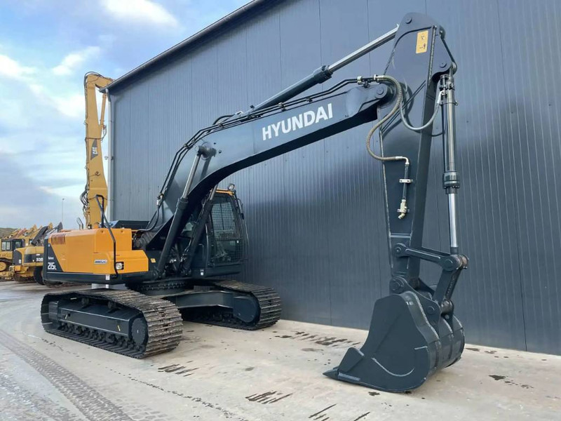 Hyundai R215L - Rupsgraafmachine: afbeelding 3 Hyundai R215L - Rupsgraafmachine: afbeelding 3