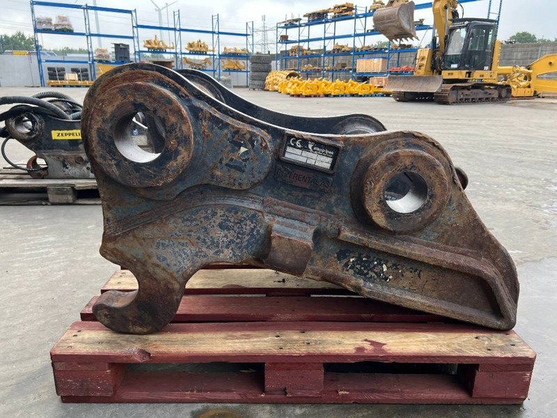 KLEPP MEK KM 3 / VOLVO S3 - 349E / 352F - Snelwissel voor Bouwmachine: afbeelding 4 KLEPP MEK KM 3 / VOLVO S3 - 349E / 352F - Snelwissel voor Bouwmachine: afbeelding 4