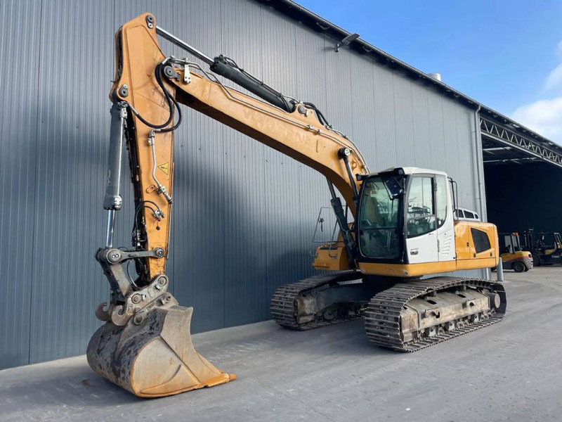 Liebherr R922 SLC - Rupsgraafmachine: afbeelding 1 Liebherr R922 SLC - Rupsgraafmachine: afbeelding 1