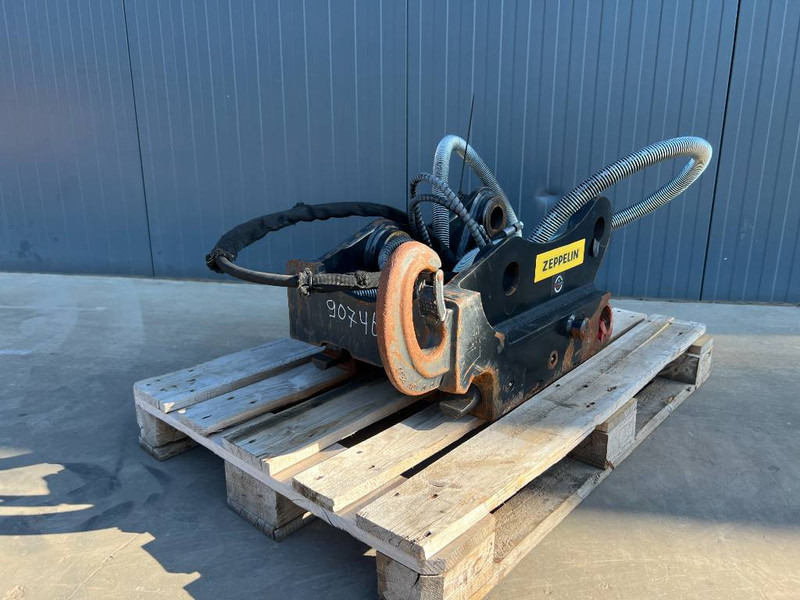 OilQuick OQ65 - 311F / 313F / 315F - Snelwissel voor Bouwmachine: afbeelding 1 OilQuick OQ65 - 311F / 313F / 315F - Snelwissel voor Bouwmachine: afbeelding 1