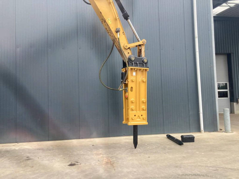 Smitma S140 / Caterpillar 320 / 323 - Volvo EC210 - Hydraulische hamer voor Bouwmachine: afbeelding 1 Smitma S140 / Caterpillar 320 / 323 - Volvo EC210 - Hydraulische hamer voor Bouwmachine: afbeelding 1