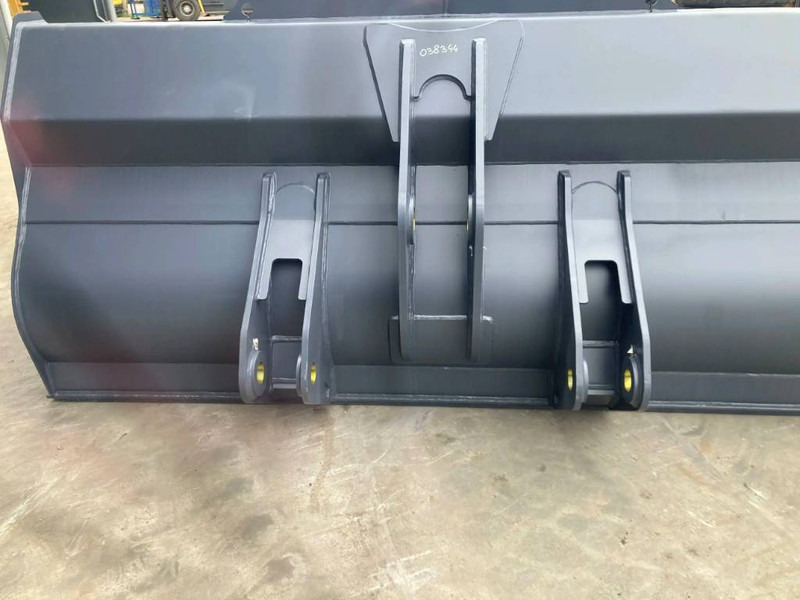 Volvo L120G - Bak voor Bouwmachine: afbeelding 3 Volvo L120G - Bak voor Bouwmachine: afbeelding 3