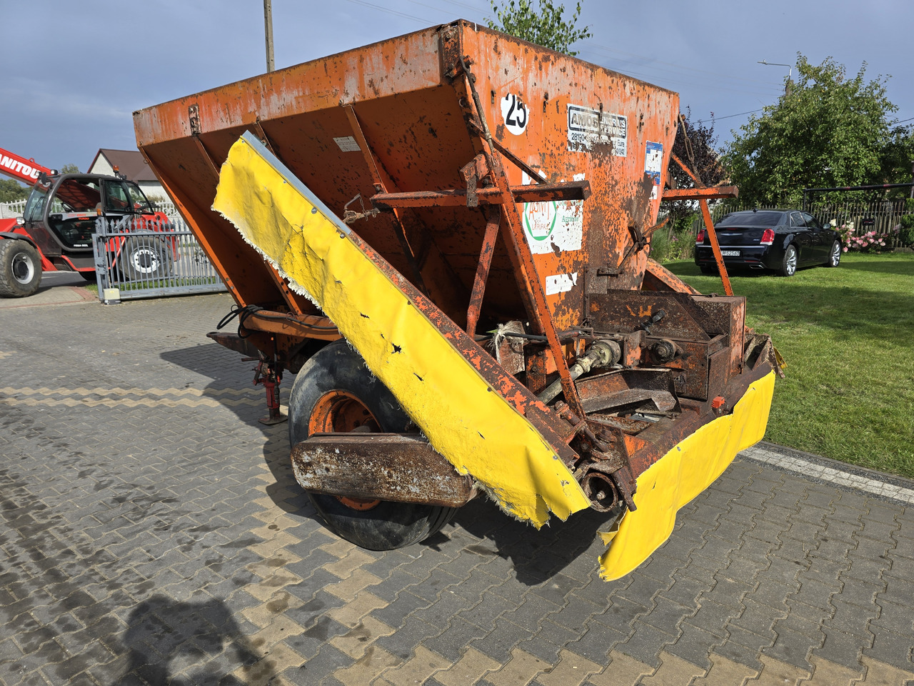 AMOS AGMT 5 ton - Kunstmeststrooier: afbeelding 4 AMOS AGMT 5 ton - Kunstmeststrooier: afbeelding 4
