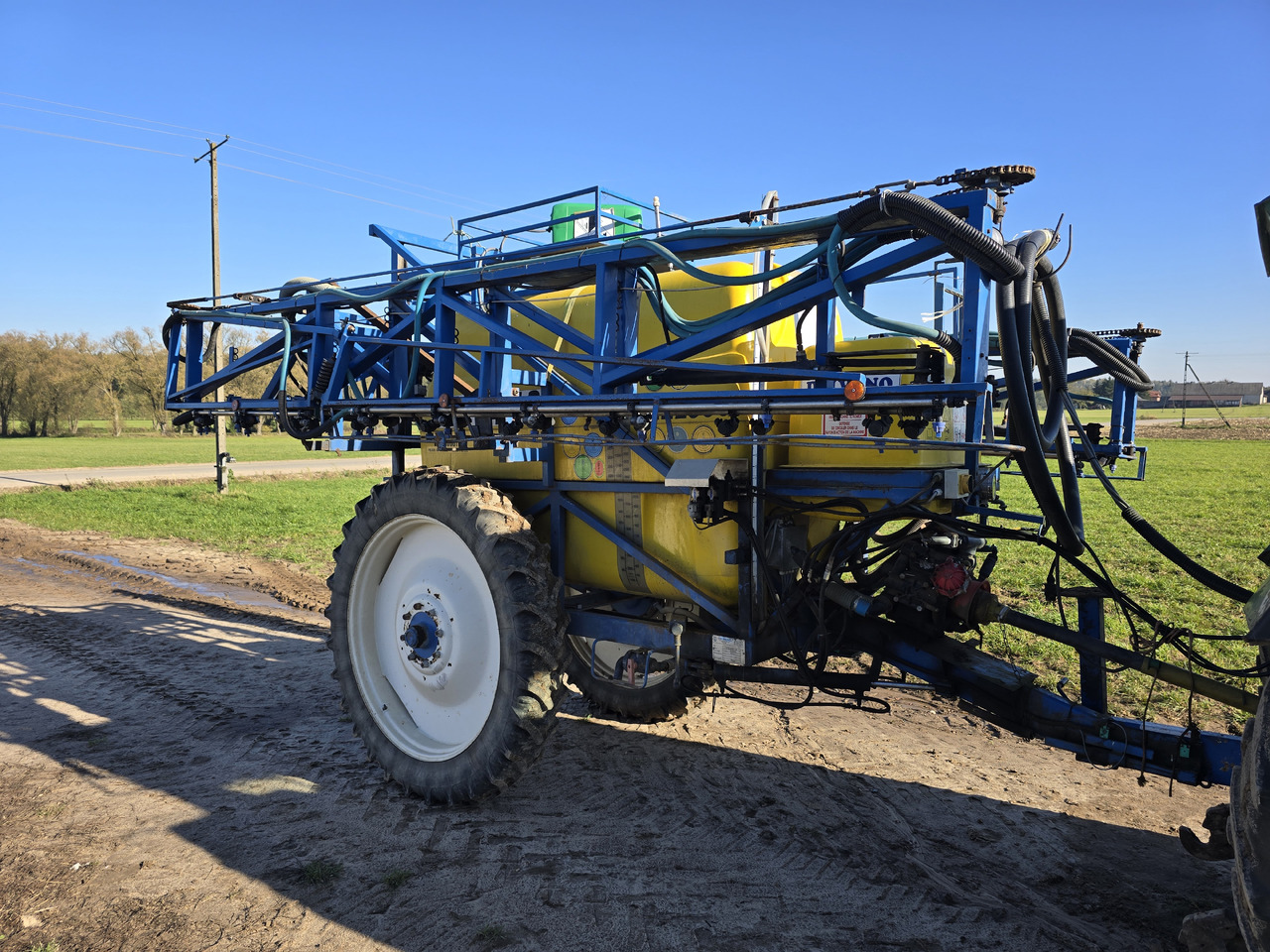 DELVANO TRE 2500 - Veldspuit: afbeelding 1 DELVANO TRE 2500 - Veldspuit: afbeelding 1