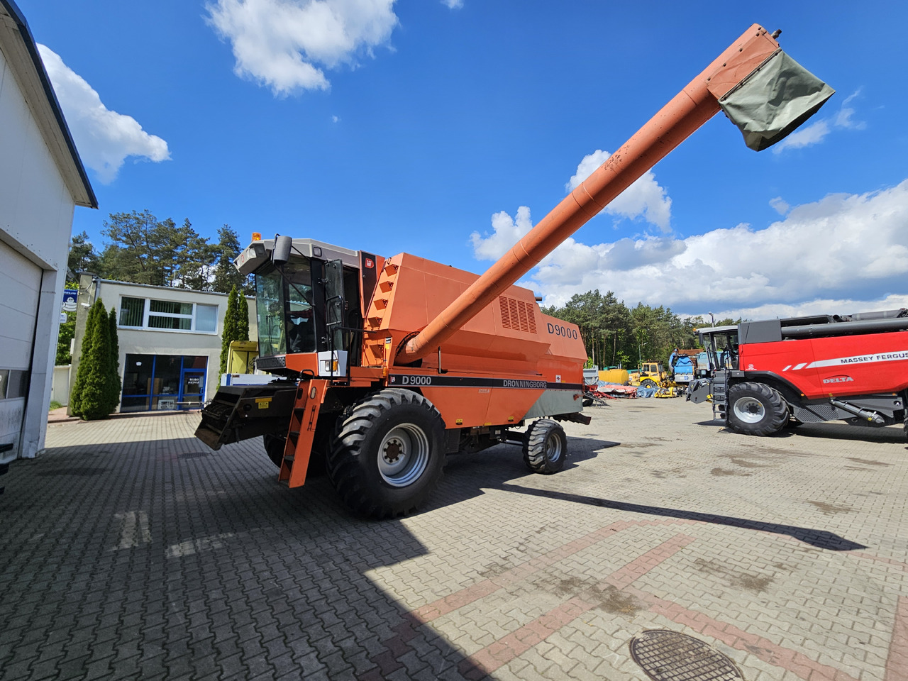 Dronningborg D9000 - Maaidorser: afbeelding 1 Dronningborg D9000 - Maaidorser: afbeelding 1
