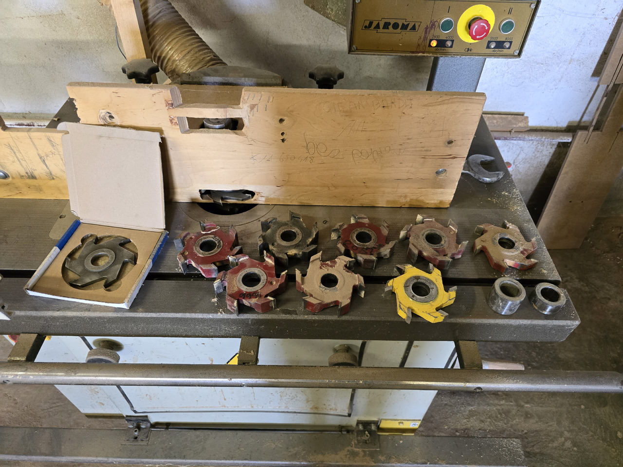JAROMA DFCA - Houtbewerkingsmachine: afbeelding 2 JAROMA DFCA - Houtbewerkingsmachine: afbeelding 2