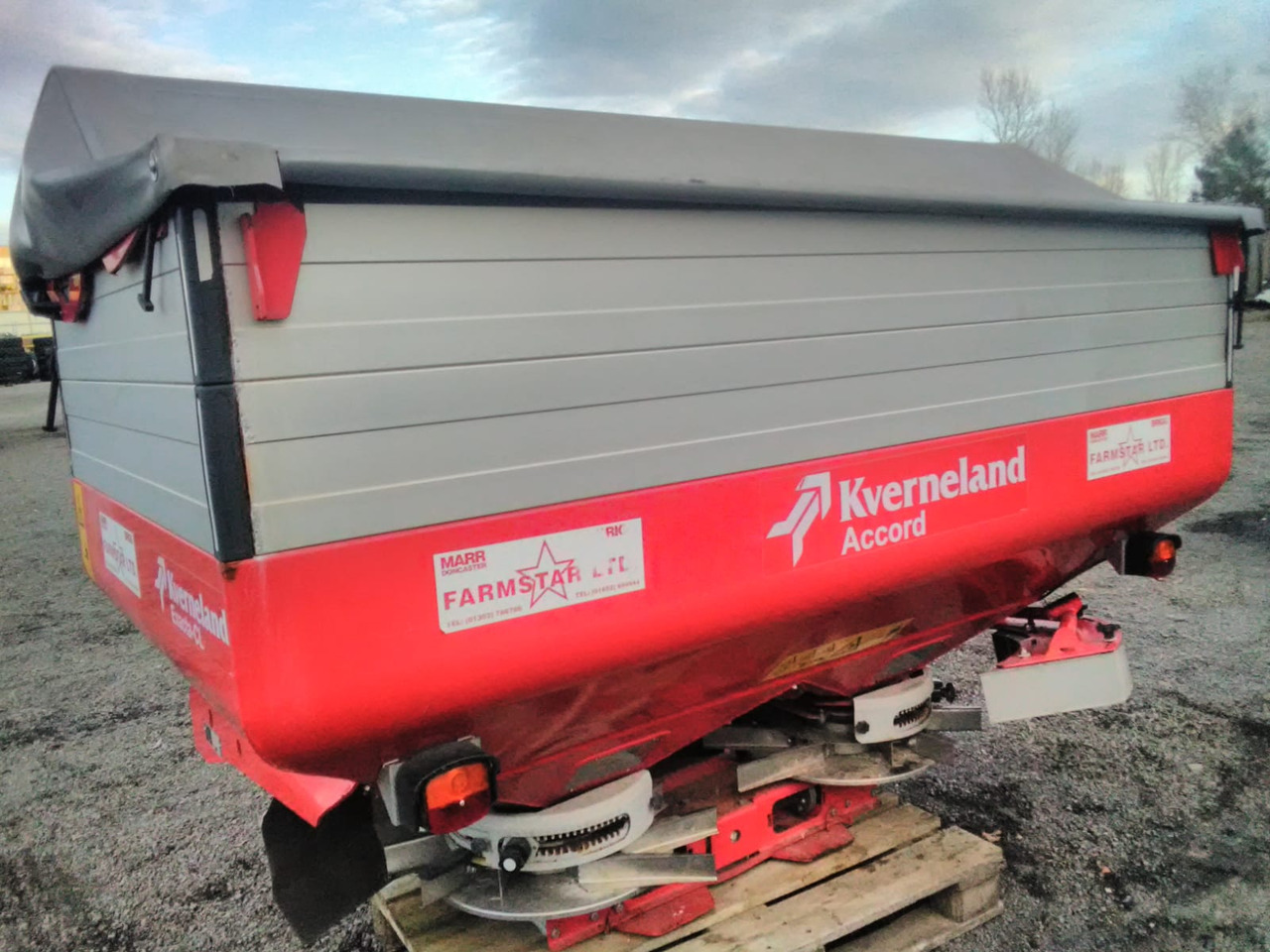 KVERNELAND EXACTA – CL - Kunstmeststrooier: afbeelding 4 KVERNELAND EXACTA – CL - Kunstmeststrooier: afbeelding 4