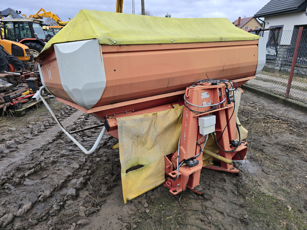LELY Centerliner SX 2500 - Kunstmeststrooier: afbeelding 3 LELY Centerliner SX 2500 - Kunstmeststrooier: afbeelding 3