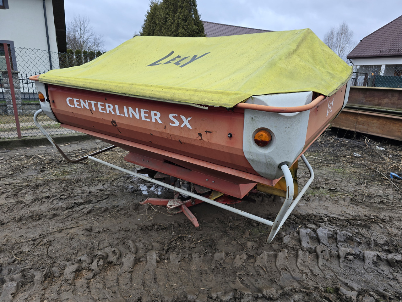 LELY Centerliner SX 2500 - Kunstmeststrooier: afbeelding 2 LELY Centerliner SX 2500 - Kunstmeststrooier: afbeelding 2