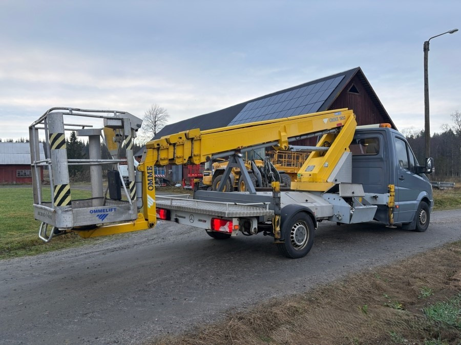 Mercedes Benz Sprinter - Vrachtwagen hoogwerker: afbeelding 2 Mercedes Benz Sprinter - Vrachtwagen hoogwerker: afbeelding 2