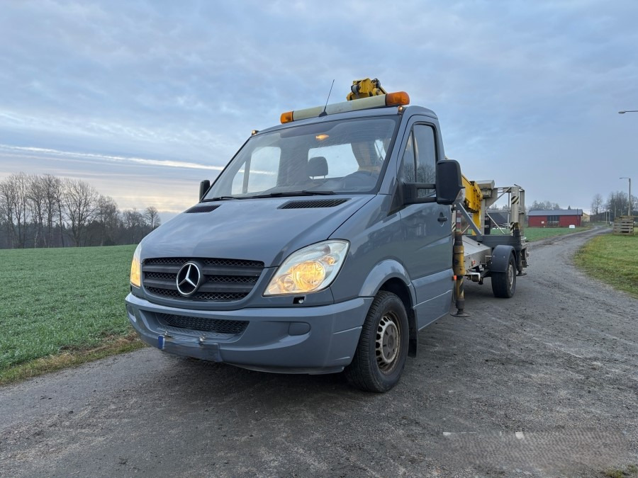 Mercedes Benz Sprinter - Vrachtwagen hoogwerker: afbeelding 4 Mercedes Benz Sprinter - Vrachtwagen hoogwerker: afbeelding 4