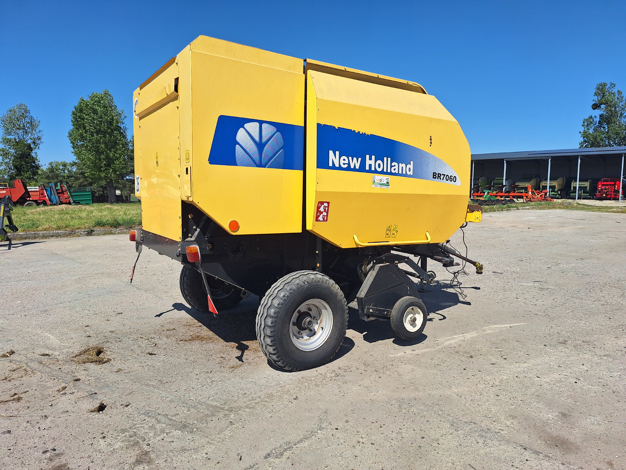 NEW HOLLAND BR7060 - Ronde balenpers: afbeelding 1 NEW HOLLAND BR7060 - Ronde balenpers: afbeelding 1
