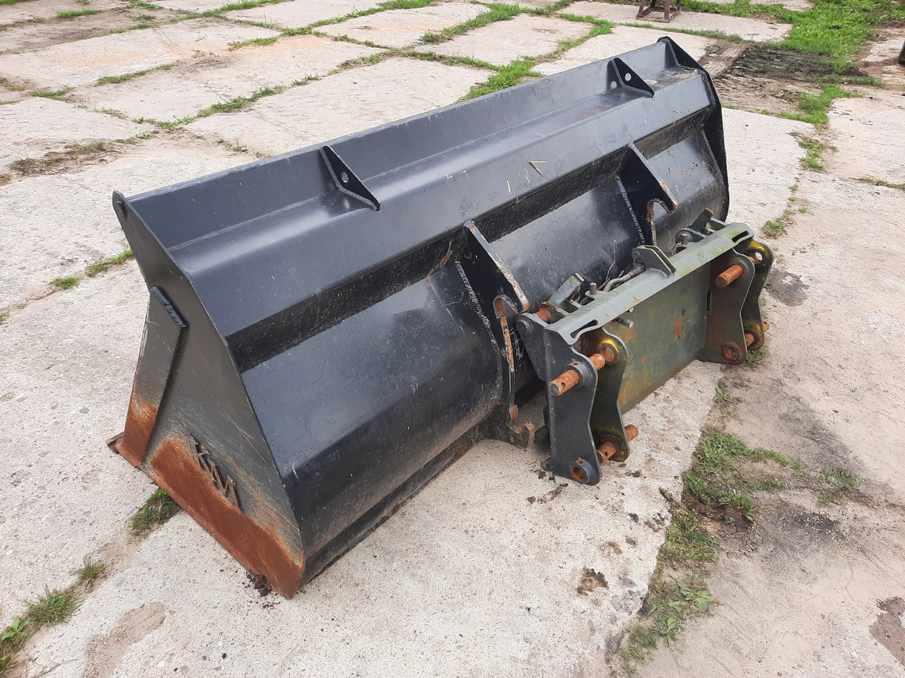 NEW HOLLAND KM 2.5 250 - Bak voor Bouwmachine: afbeelding 1 NEW HOLLAND KM 2.5 250 - Bak voor Bouwmachine: afbeelding 1