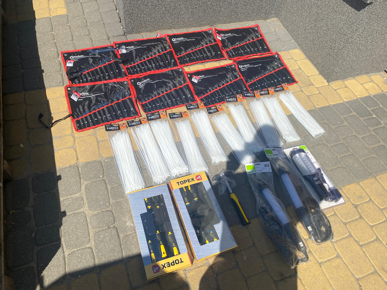 Neo Tools, qtechnic narzedzi, klucze, lampy led - Werkplaats toebehoor: afbeelding 2 Neo Tools, qtechnic narzedzi, klucze, lampy led - Werkplaats toebehoor: afbeelding 2