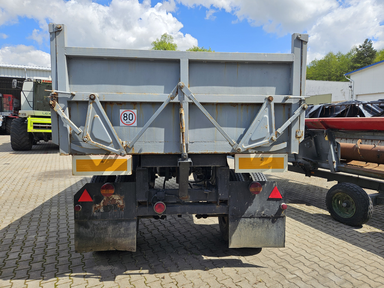 Panav PN 04 - Landbouwkipper: afbeelding 4 Panav PN 04 - Landbouwkipper: afbeelding 4