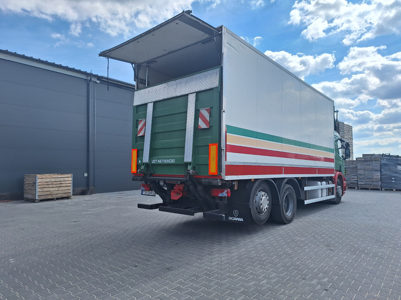 Scania P380 - Koelwagen vrachtwagen: afbeelding 3 Scania P380 - Koelwagen vrachtwagen: afbeelding 3