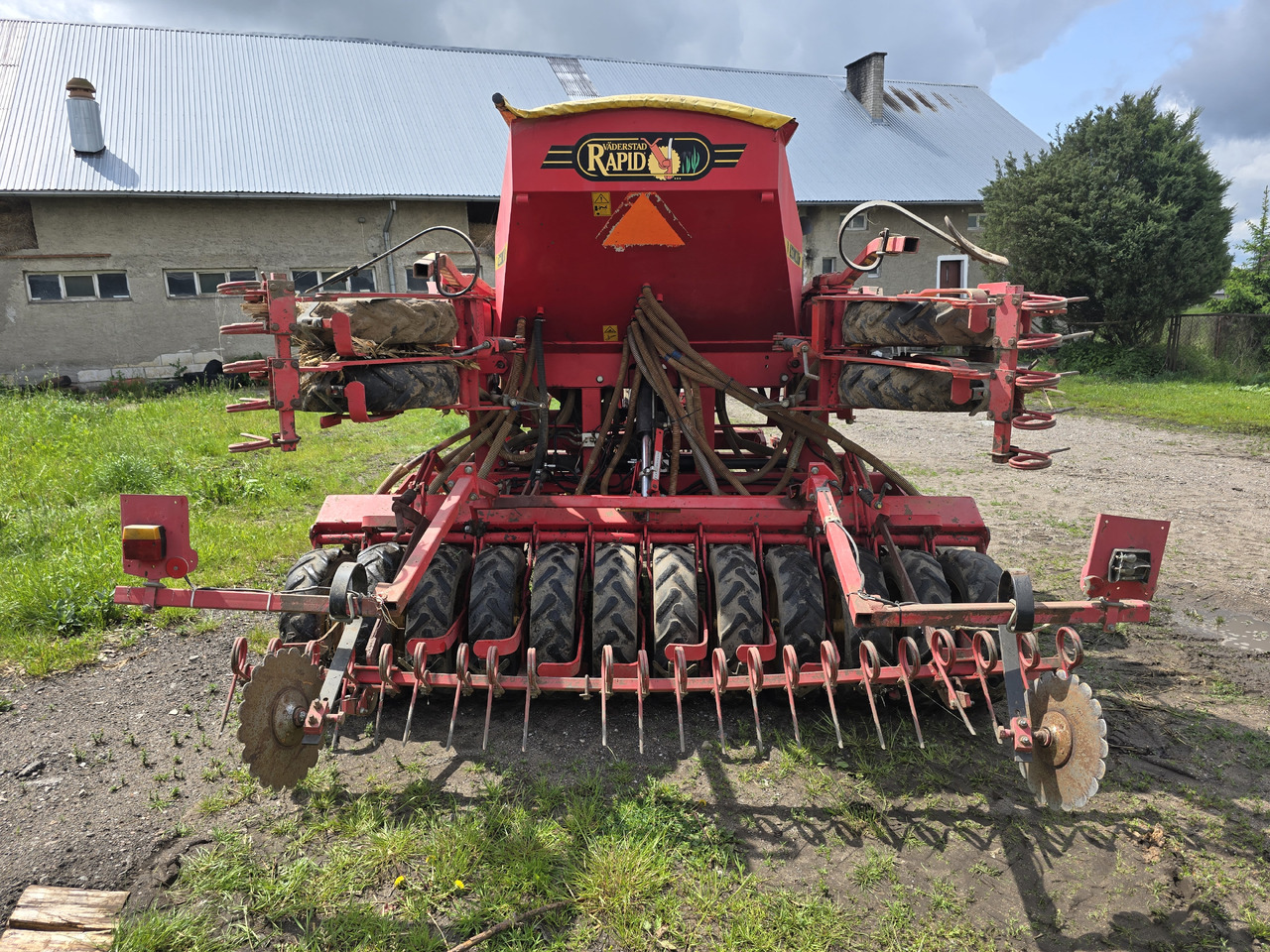 Väderstad RAPID 400 F - Zaai-/ Plantmachine: afbeelding 4 Väderstad RAPID 400 F - Zaai-/ Plantmachine: afbeelding 4