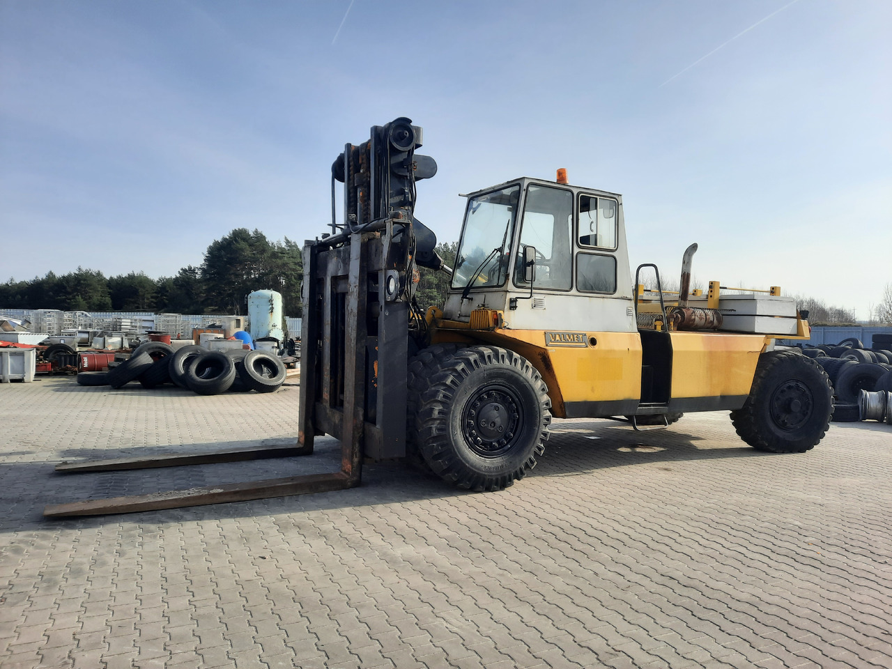Valmet TD2712 - A25036 - Container heftruck: afbeelding 1 Valmet TD2712 - A25036 - Container heftruck: afbeelding 1