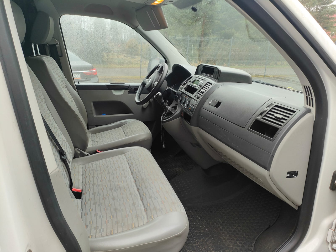 Volkswagen Transporter T 5.1 - Personenwagen: afbeelding 4 Volkswagen Transporter T 5.1 - Personenwagen: afbeelding 4