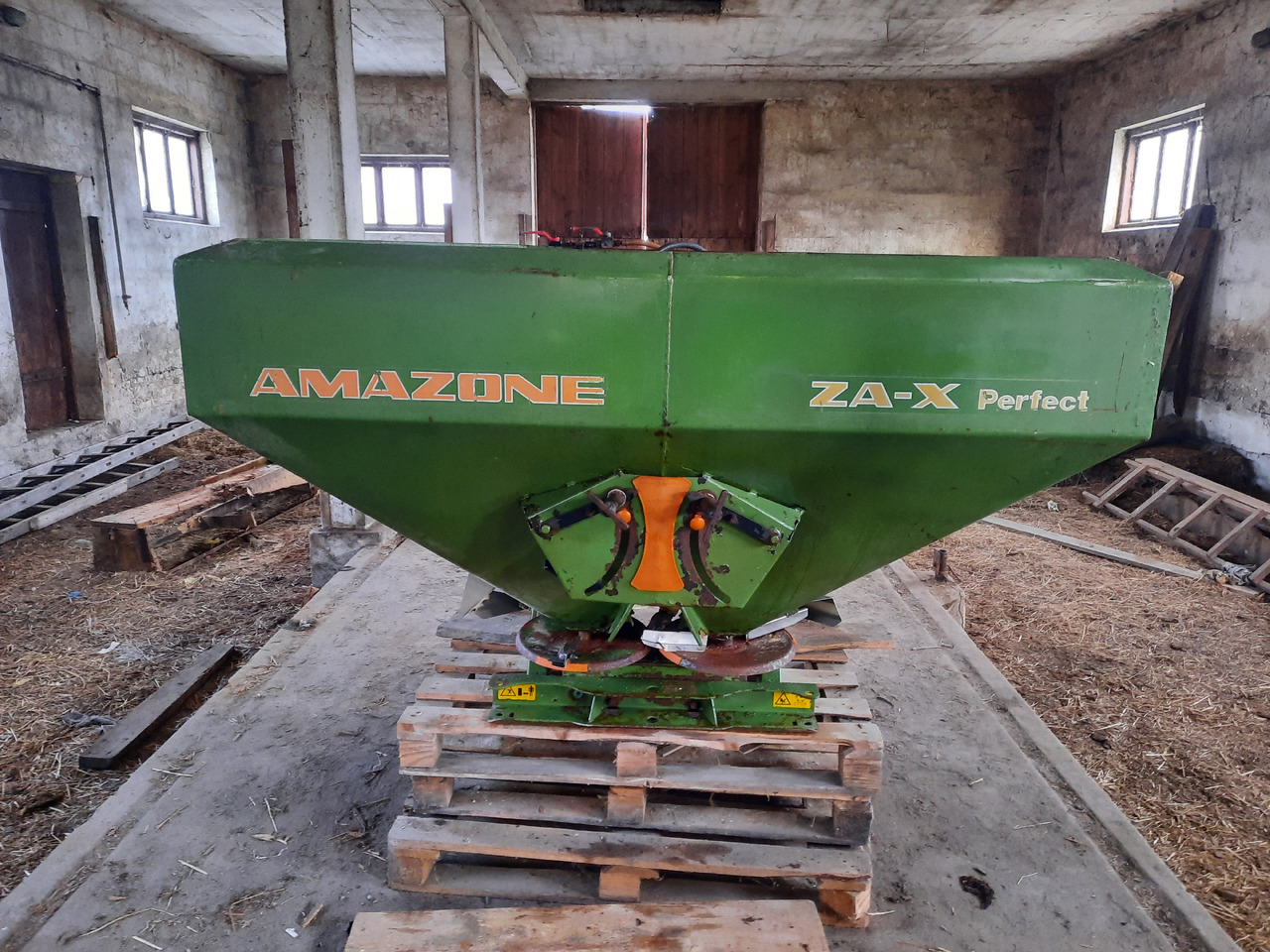 Amazone ZA-X Perfect 1200 - Kunstmeststrooier: afbeelding 2 Amazone ZA-X Perfect 1200 - Kunstmeststrooier: afbeelding 2