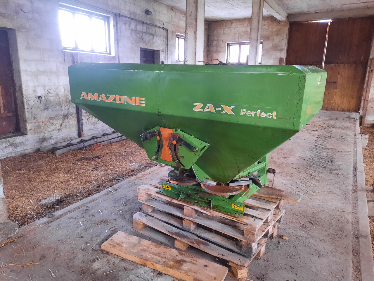 Amazone ZA-X Perfect 1200 - Kunstmeststrooier: afbeelding 3 Amazone ZA-X Perfect 1200 - Kunstmeststrooier: afbeelding 3
