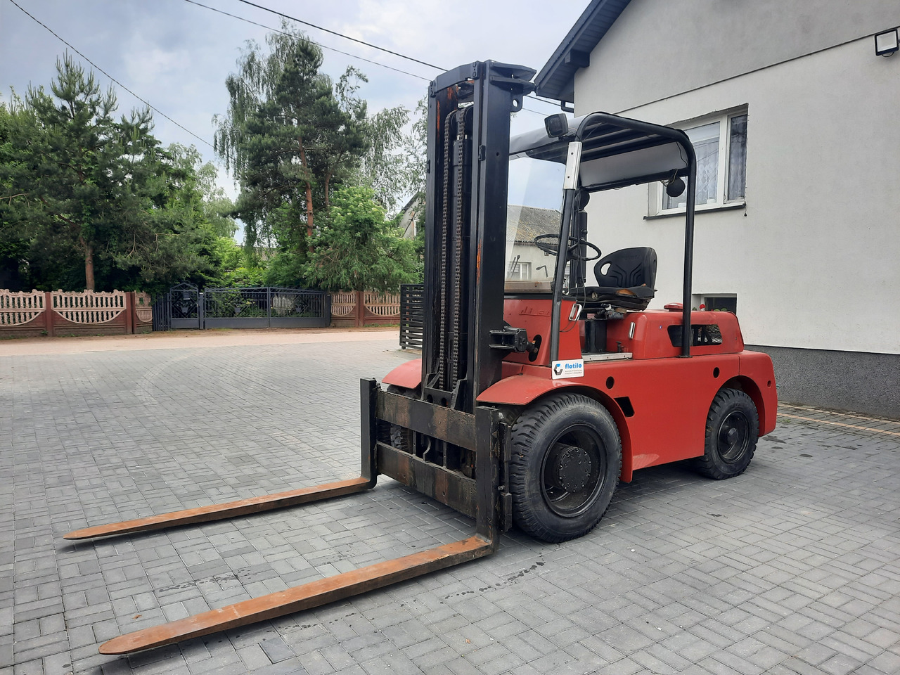 Fiat OM DI 60 - Diesel heftruck: afbeelding 1 Fiat OM DI 60 - Diesel heftruck: afbeelding 1