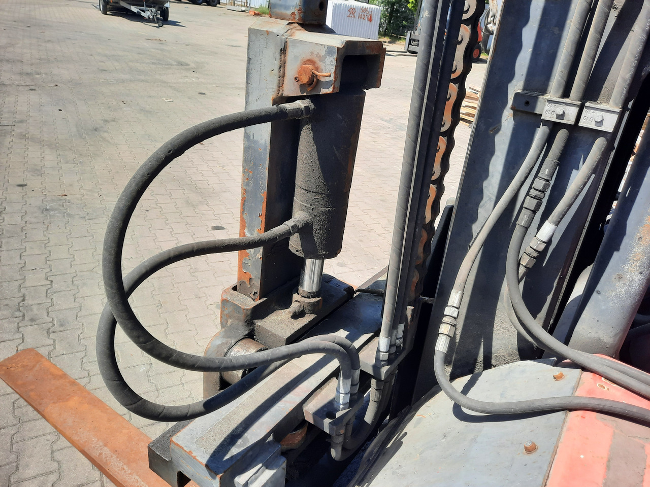 Kalmar DCD 100-6 - Diesel heftruck: afbeelding 5 Kalmar DCD 100-6 - Diesel heftruck: afbeelding 5