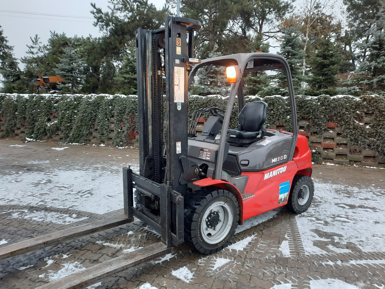 Manitou MI30D - Diesel heftruck: afbeelding 1 Manitou MI30D - Diesel heftruck: afbeelding 1