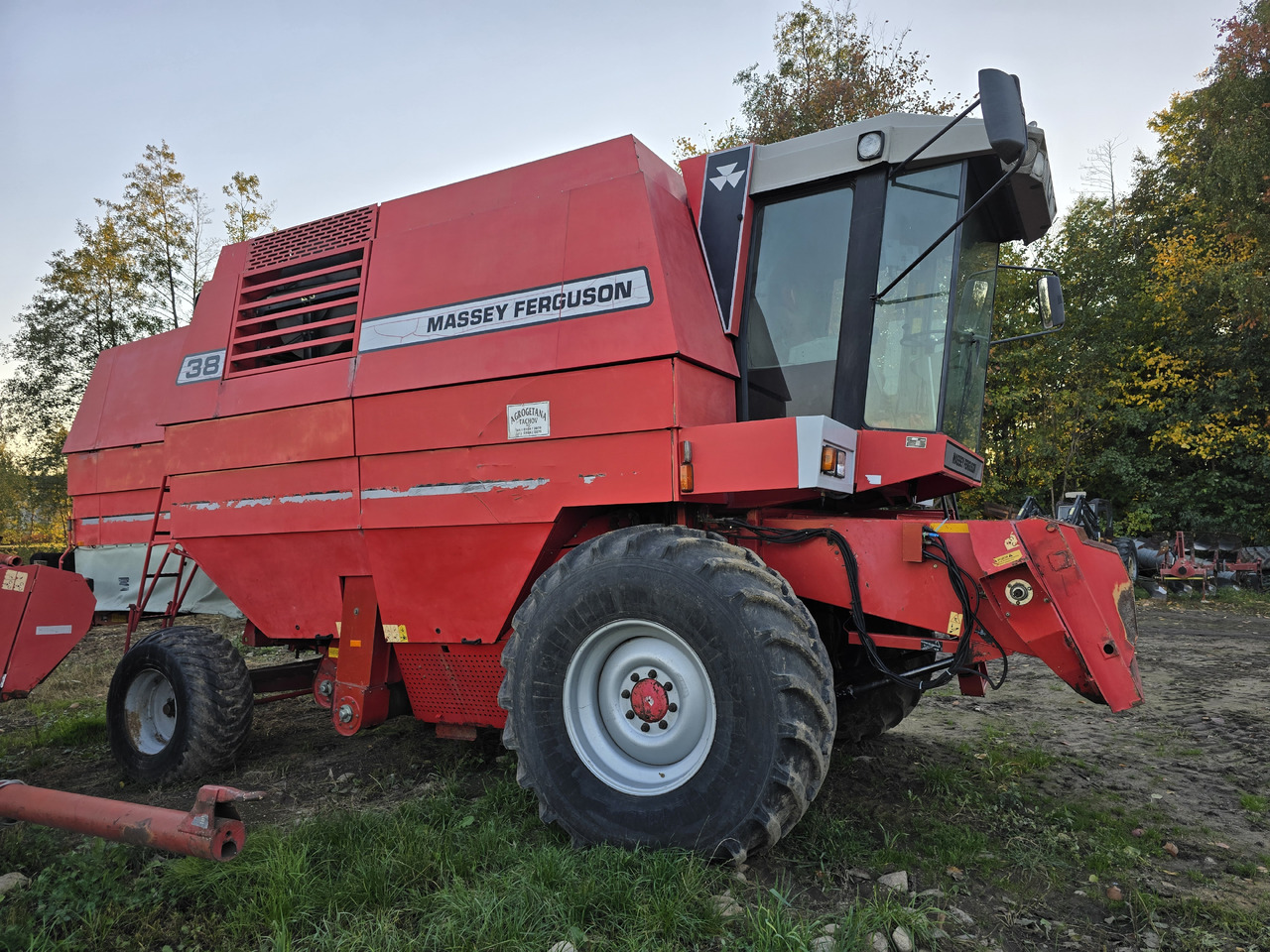 Massey-ferguson 38 - Maaidorser: afbeelding 4 Massey-ferguson 38 - Maaidorser: afbeelding 4