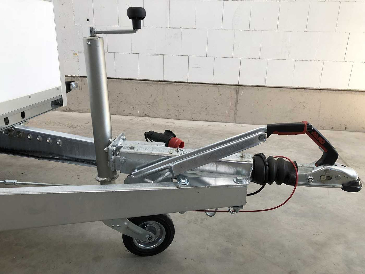 Nieuw Gesloten aanhangwagen BLYSS F1330HD Rampe Tür Kofferanhänger: afbeelding 29